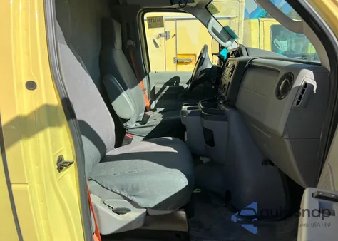2019 Ford Econoline E450 Super Duty Cutaway Van из США, поврежденный, VIN 1FDXE4FS9KDC52269